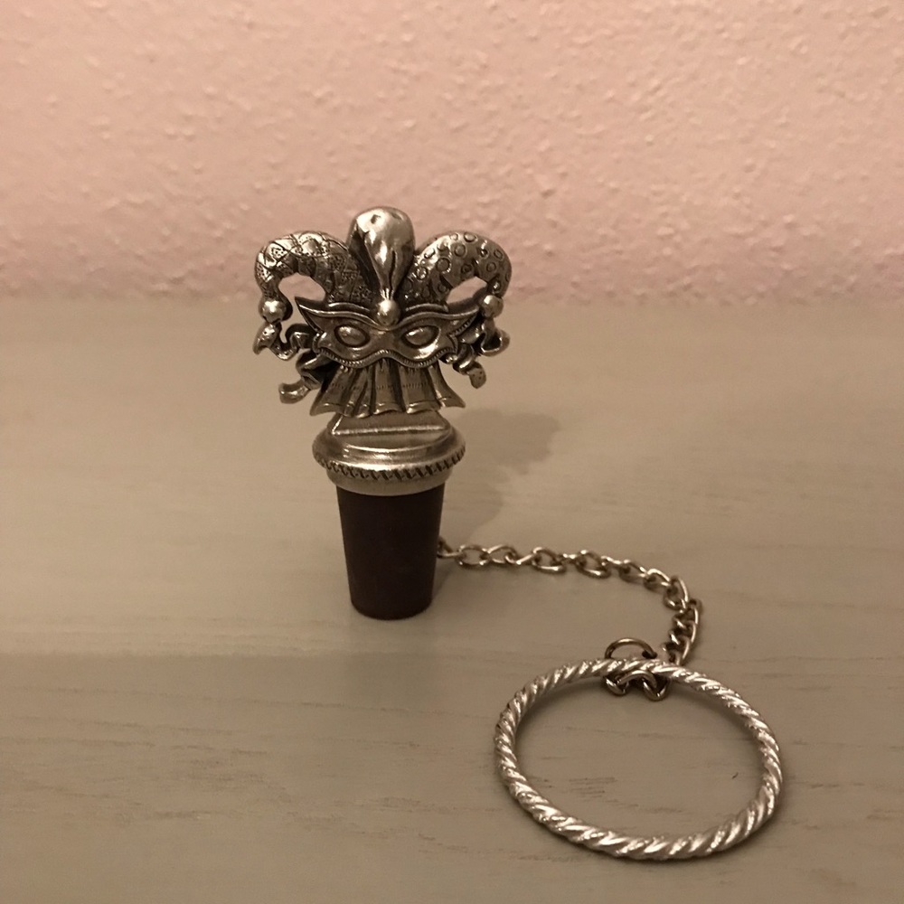NWOT Pewter wine cork Mardi Gras mask